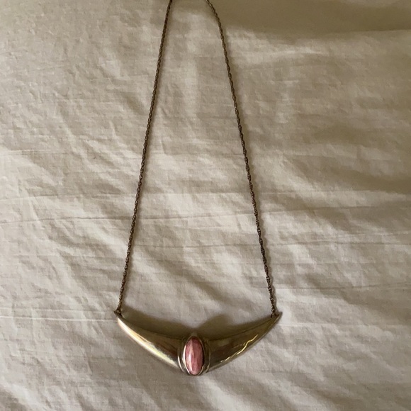 VINTAGE NEW/UNWORN SOUTHWESTERN STERLING SILVER BAR NECKLACE PENDANT PINK CORAL - Picture 1 of 7